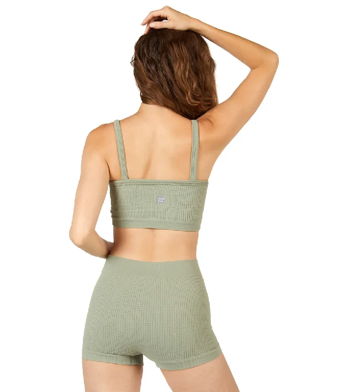 cream-yoga-kelly-bra-and-lynn-short-set-8216944-faded-olive