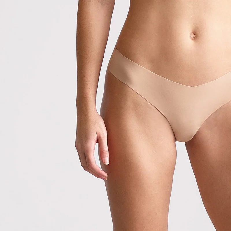 Commando: Seamless Thong - Beige