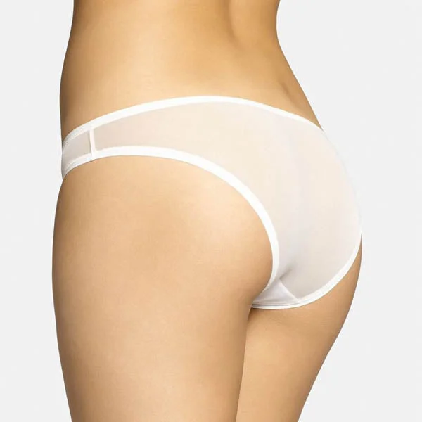 Luelle: Lisa Brief - White